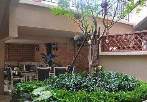 為什么現(xiàn)在別墅裝修都喜歡往下挖半層做成庭院？親身體驗(yàn)后才知道，好處多得超乎想象